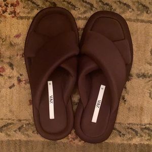 ZARA Neoprene Criss Cross Slip-on Sandals Size 8